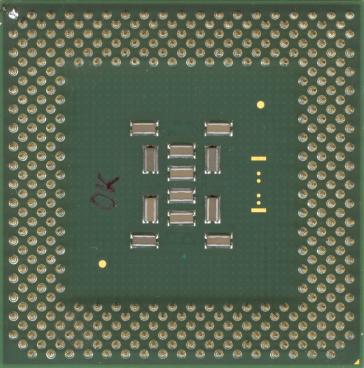 Intel Pentium III 600EB (back side)