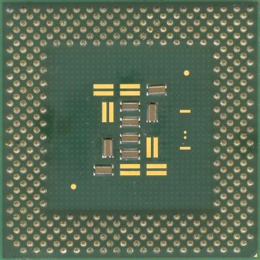 Intel Pentium III 900 (back side)