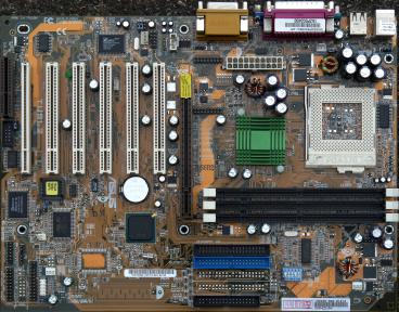 Asus TUSL2 (front side)