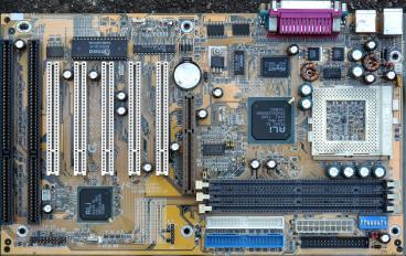Gigabyte GA-5AX (front side)