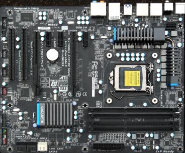 Gigabyte GA-P67A-UD4-B3 (front side)